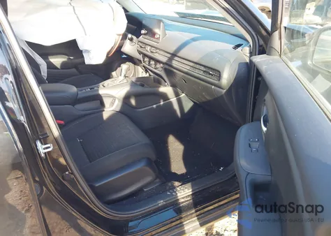 2025 Honda Hr-V Awd Lx z USA, uszkodzony, nr VIN 3CZRZ2H32SM716173